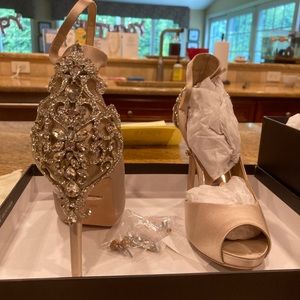 Badgley Mischka Karson Embellished Peep Toe Pump In Nude Satin